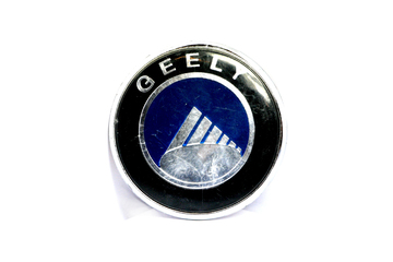 Емблема задня Geely CK2 facelift 2013 (Джилі СК2 рестайл 2013) 1801723180